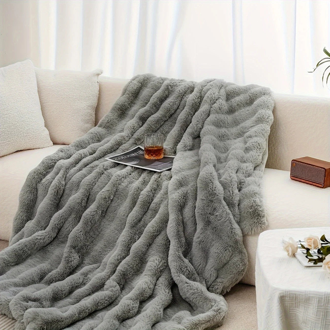 Faux Rabbit Fur ,Luxury Soft, Warm Bubble Blanket