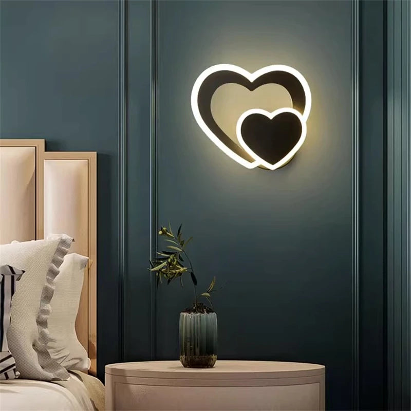 LED heart-shaped wall lamp
