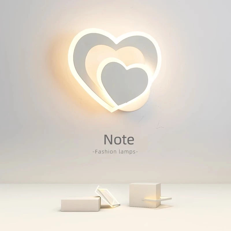 LED heart-shaped wall lamp